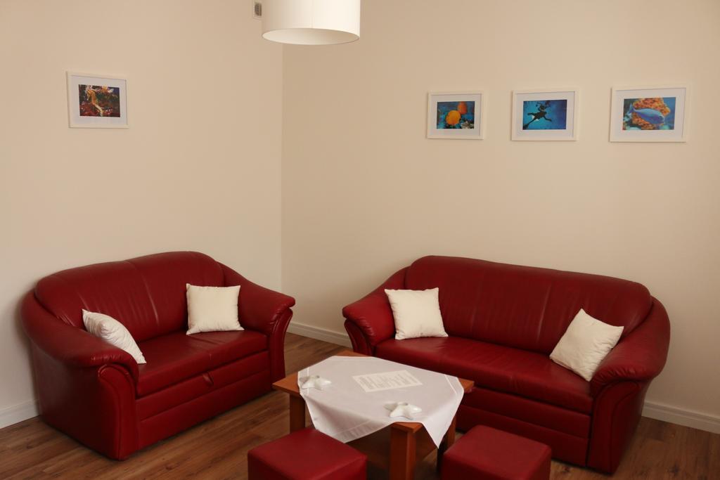 Krepiec Hotel Lachowka מראה חיצוני תמונה